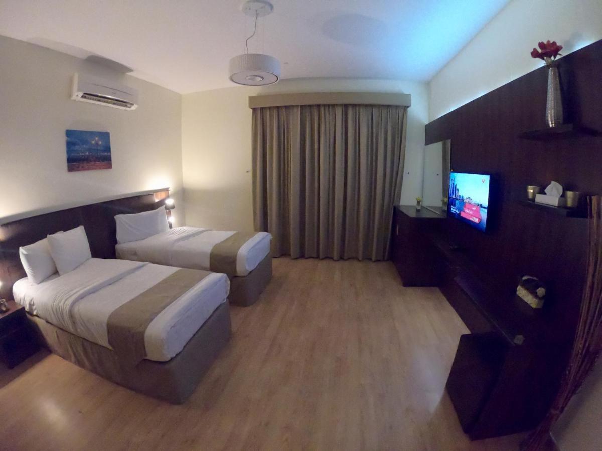 מוסקט Weekend Hotel & Apartments מראה חיצוני תמונה