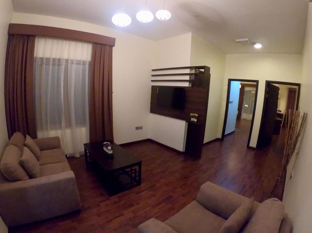 מוסקט Weekend Hotel & Apartments מראה חיצוני תמונה