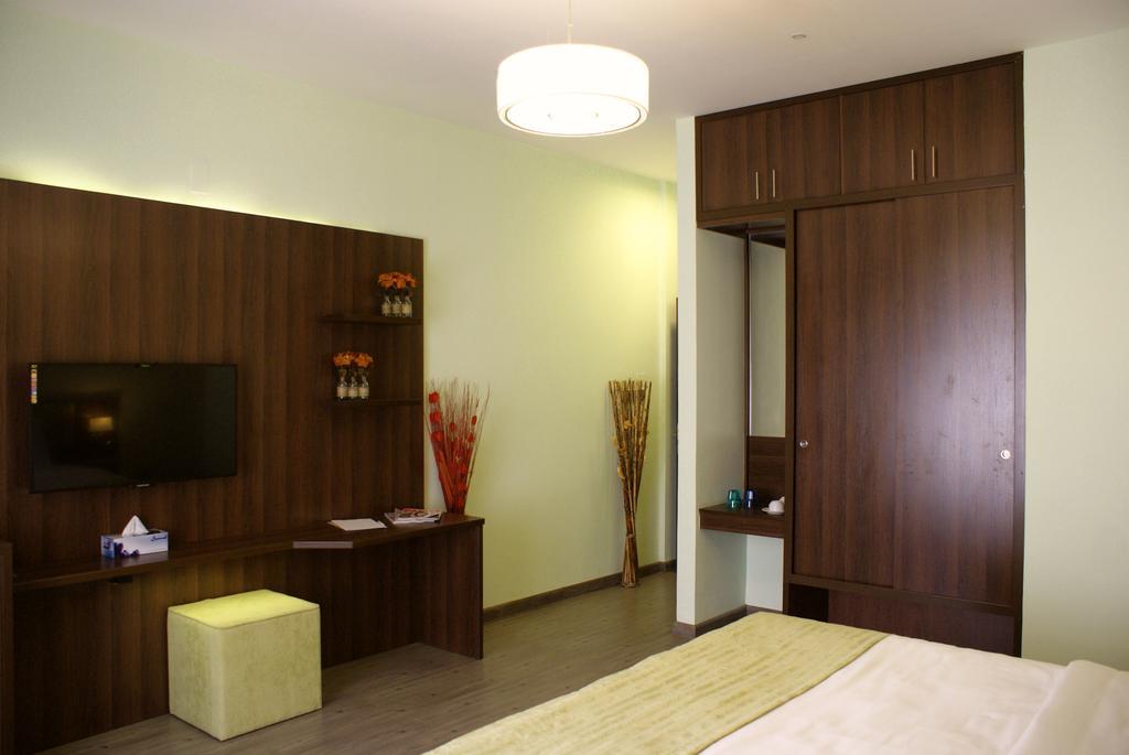 מוסקט Weekend Hotel & Apartments חדר תמונה
