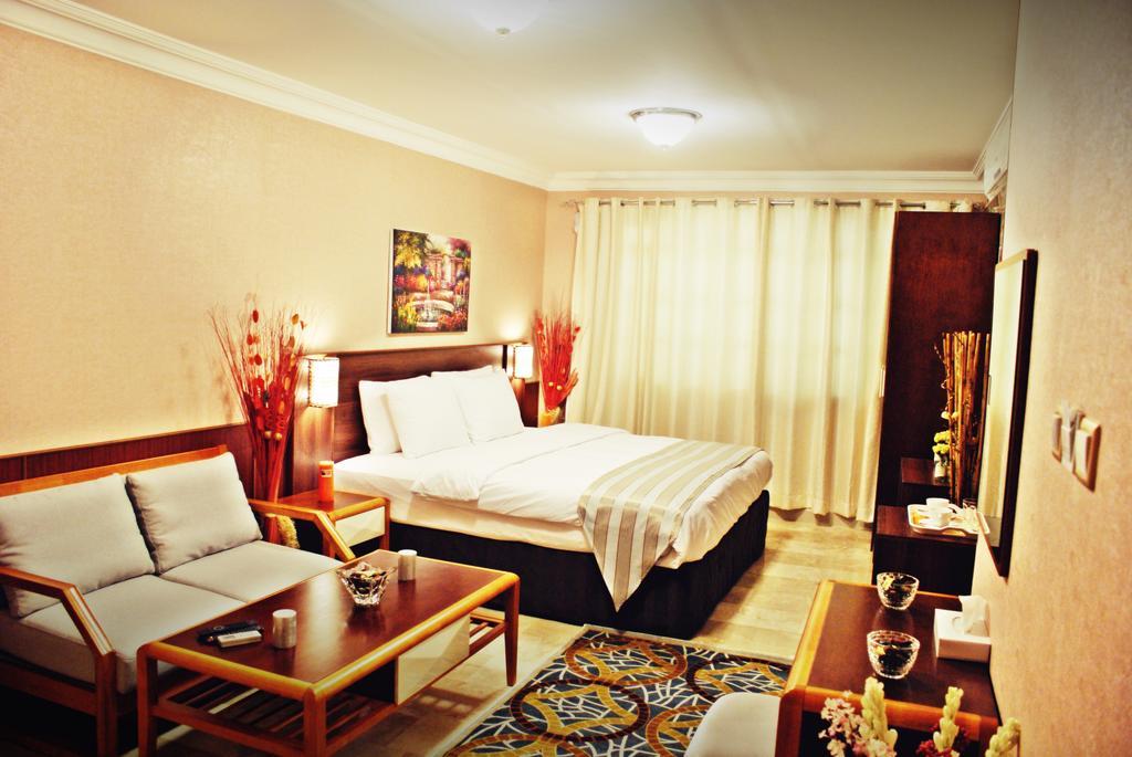 מוסקט Weekend Hotel & Apartments מראה חיצוני תמונה