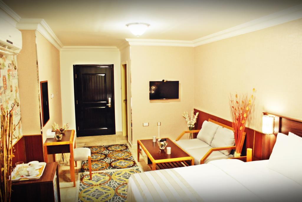 מוסקט Weekend Hotel & Apartments מראה חיצוני תמונה