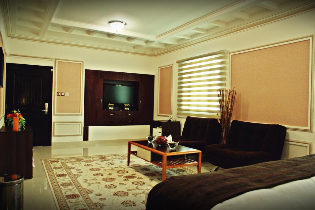 מוסקט Weekend Hotel & Apartments מראה חיצוני תמונה