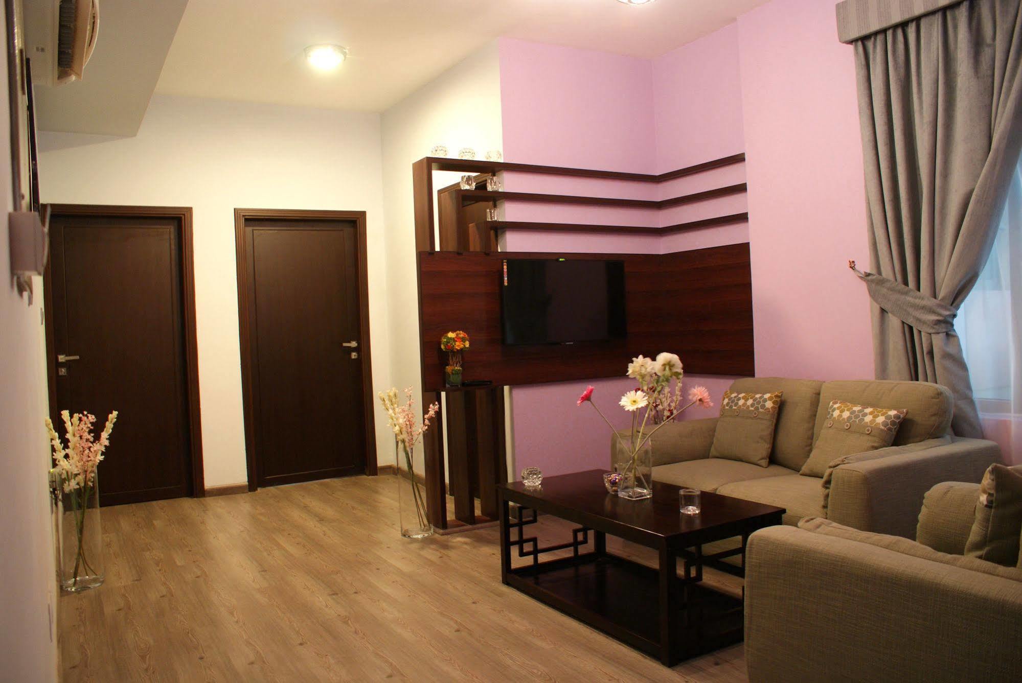 מוסקט Weekend Hotel & Apartments מראה חיצוני תמונה