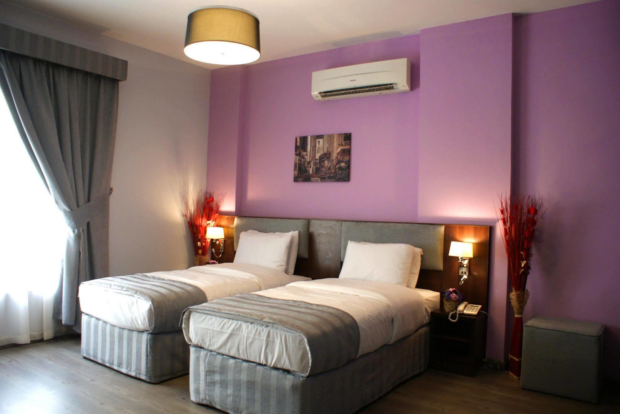 מוסקט Weekend Hotel & Apartments מראה חיצוני תמונה