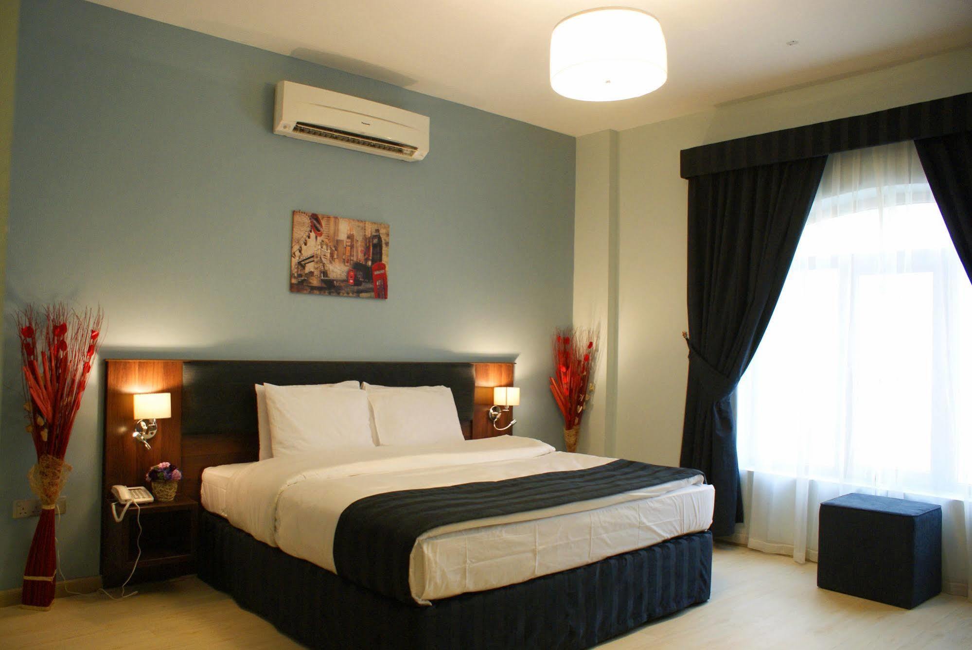 מוסקט Weekend Hotel & Apartments מראה חיצוני תמונה
