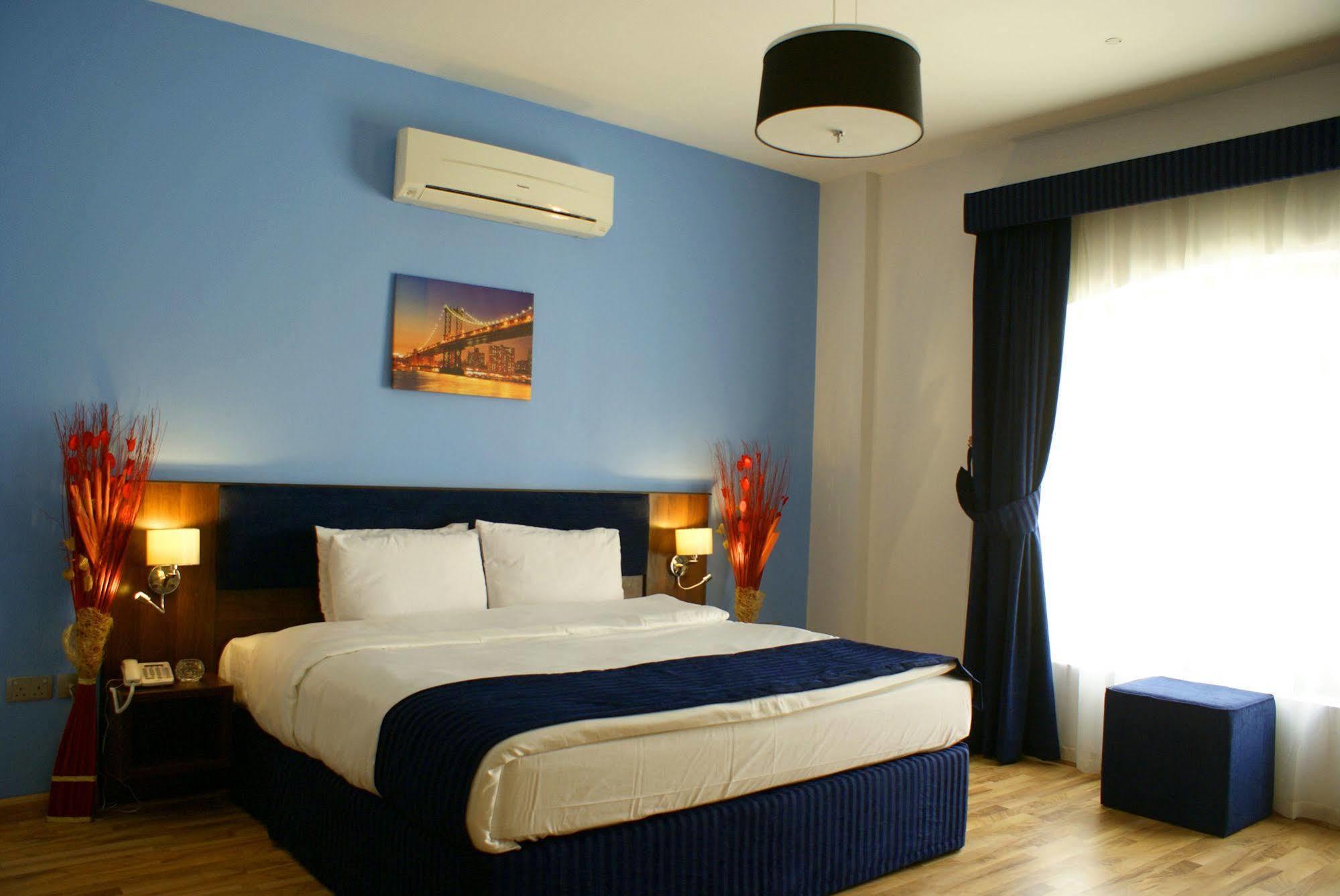 מוסקט Weekend Hotel & Apartments מראה חיצוני תמונה